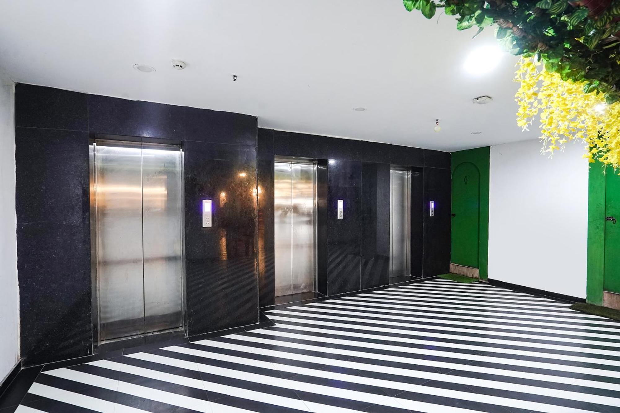 Fabhotel Prime Cloud 9 Ghaziabad Exterior photo